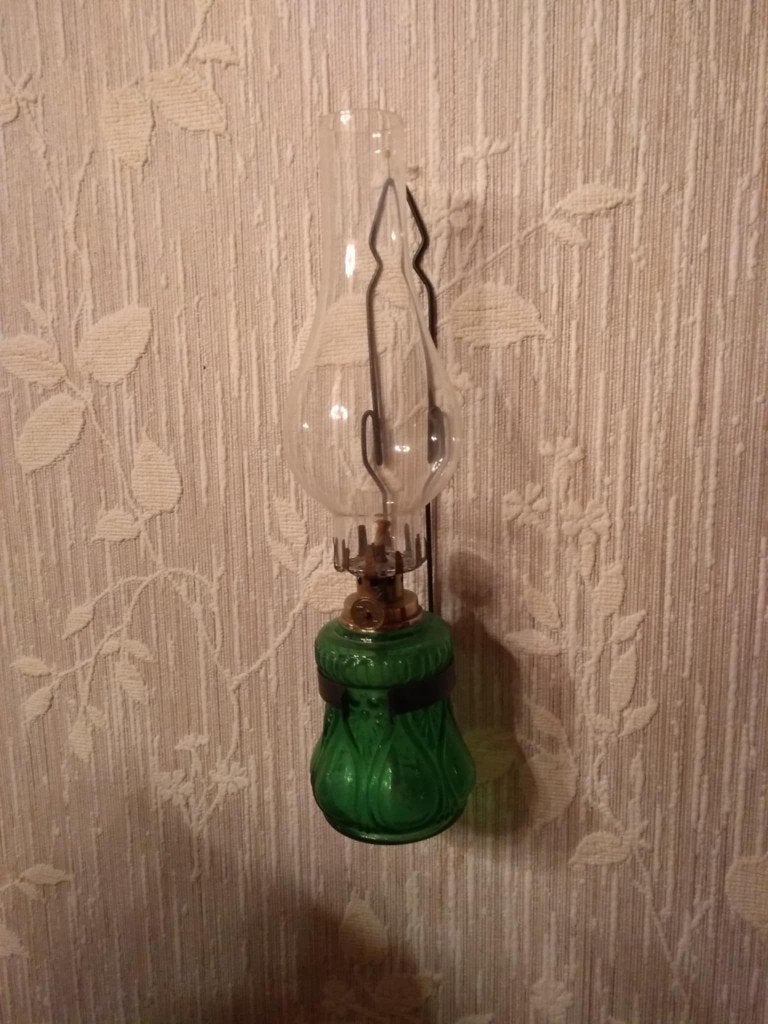 ancienne lampe à pétrole, Enlèvement