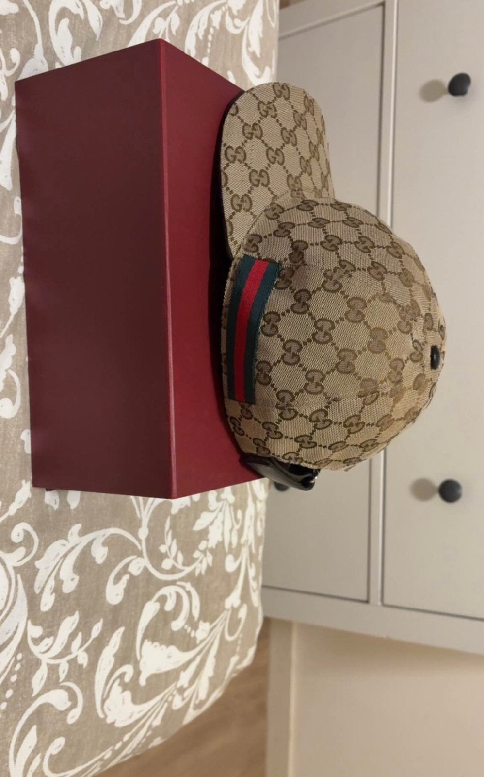 Casquette Gucci, Vêtements | Hommes, Envoi, Comme neuf, Casquette