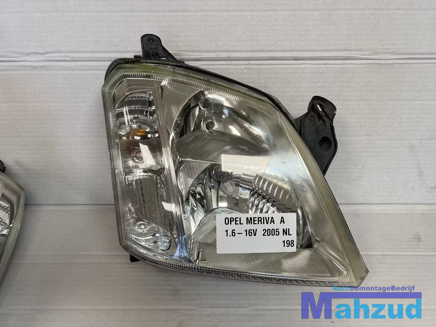 OPEL MERIVA A rechts koplamp 2003-2010, Autos : Pièces & Accessoires, Opel Automobile GmbH, Opel, Bahnhofsplatz 1
65423  Russelsheim am Main, DE