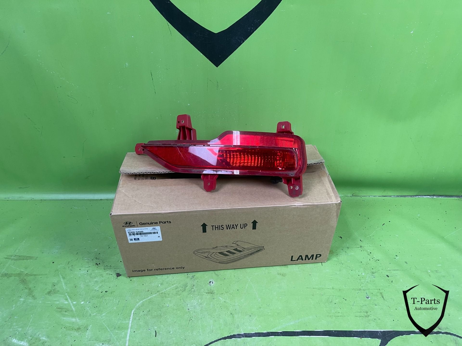 hyundai i30 mistlamp achter licht rechts, Info@fabrikant.eu, Hyundai, Fabrikantstraat 1
1000 AA  Amsterdam, Fabrikant BV