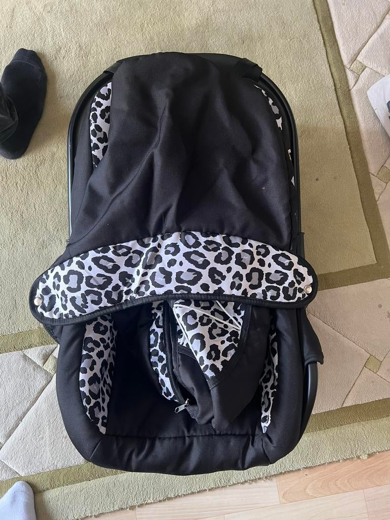 Maxi cosi, Dieren en Toebehoren, Ophalen, Zo goed als nieuw