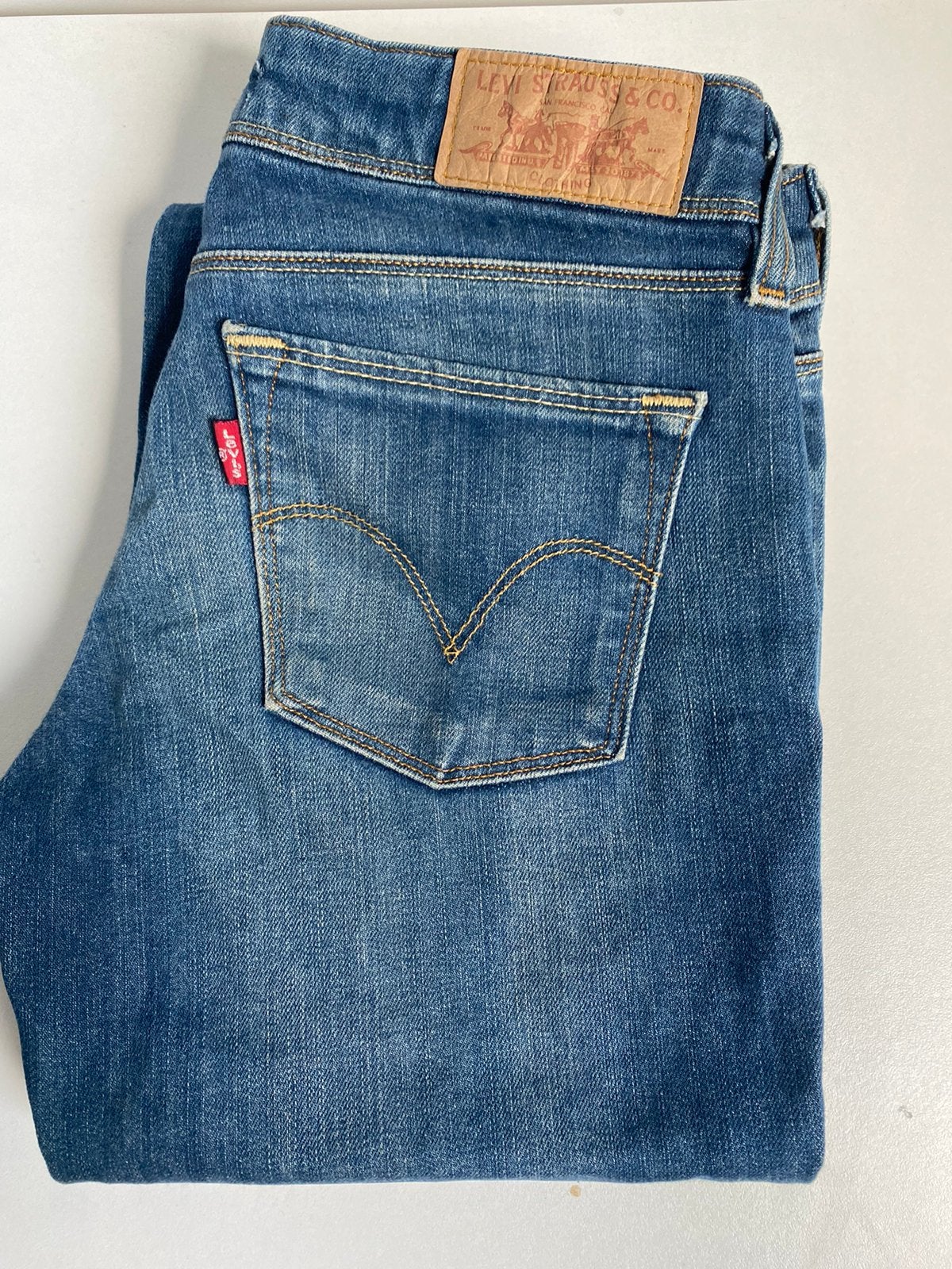 Levis 572 maat 27/30 met rits, Vêtements | Femmes, Enlèvement ou Envoi, Comme neuf