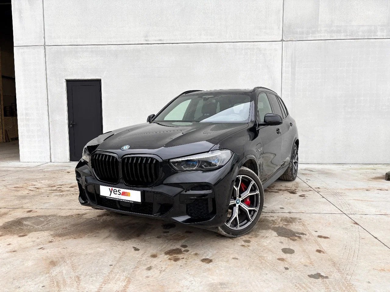 BMW X5 X5 45e xDrive | M-Pack (année de construction 2022), Autos, BMW, Cuir, Achat, Entreprise, 5 portes