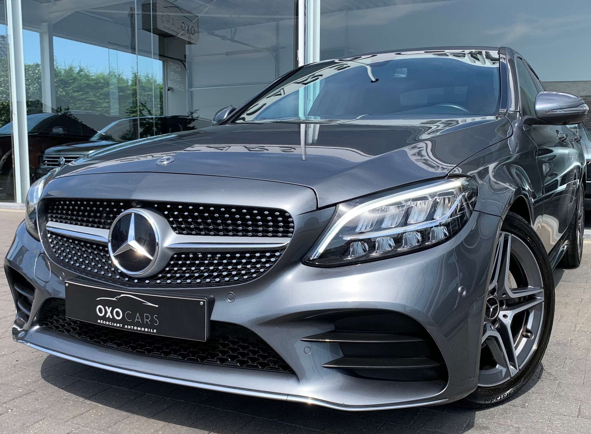 Mercedes-Benz C-Klasse 180 i 156CV / PACK AMG / BOITE AUTO /, Autos, Mercedes-Benz, Cuir, Argent ou Gris, Achat, Automatique