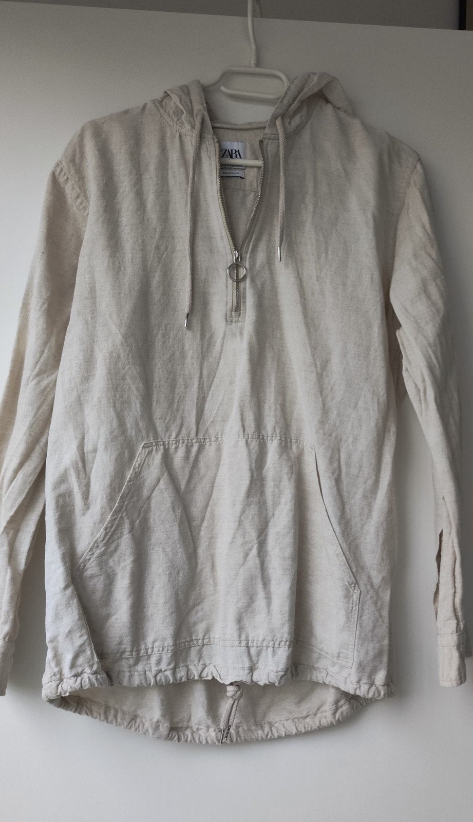 Zara Hoodie Beige Medium van linnen katoen gemaakt, Vêtements | Hommes, Chemises, Enlèvement, Beige
