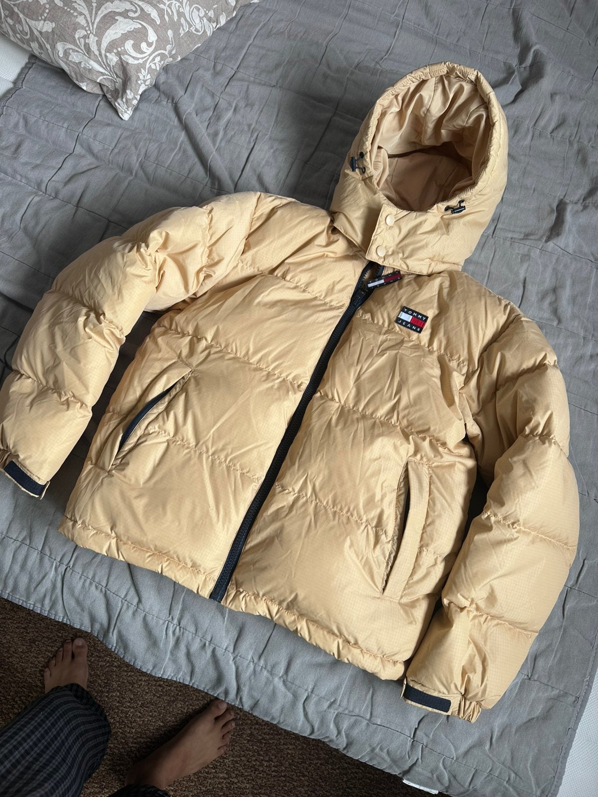 Tommy Jeans alaska flag logo detatchable hood puffer jacket, Enlèvement, Comme neuf, Taille 46 (S) ou plus petite, Beige