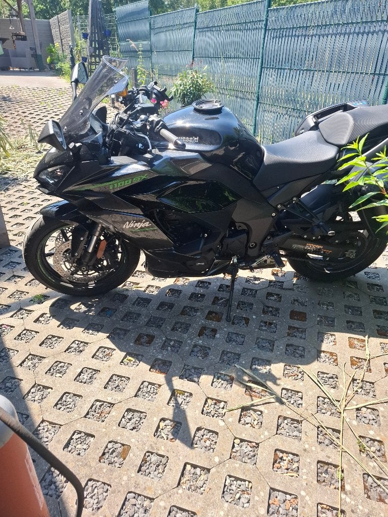 Kawasaki 1100 ninja, Motoren, Particulier