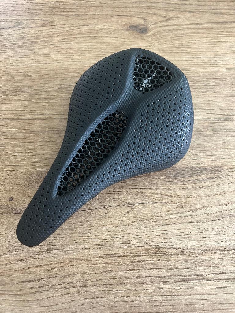 Specialized power pro mirror fietszadel 155mm, Fietsen en Brommers, Fietsonderdelen, Zo goed als nieuw, Zadel, Racefiets, Ophalen