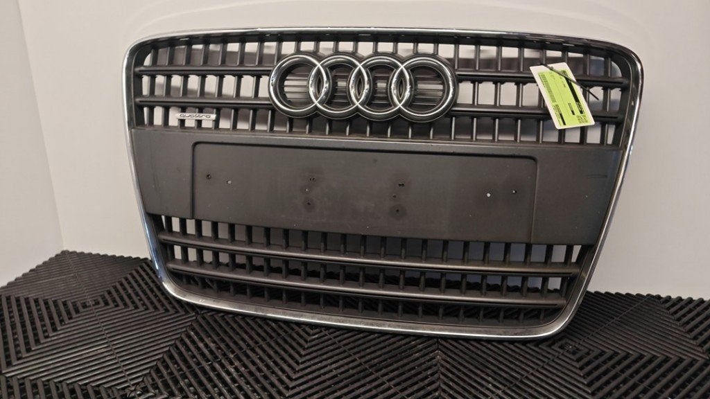 GRILLE Audi Q7 (4LB) (|4L0853651A|4L0853651A1QP|), Info@audi.de, Audi, Audi AG, Gebruikt
