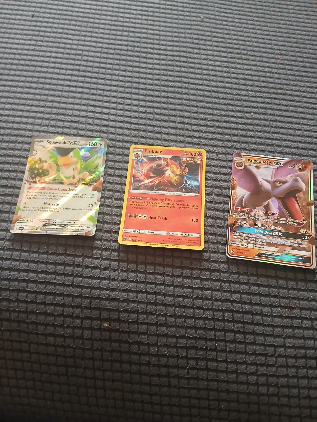 3 pokimon kaarten 2 gliterende 1gingle strike kaart, Enlèvement ou Envoi