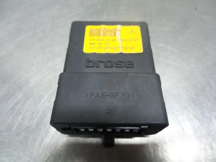 Module verrouillage central des portes d'un Mercedes Vaneo (, Autos : Pièces & Accessoires, Utilisé, -, -, Enlèvement ou Envoi