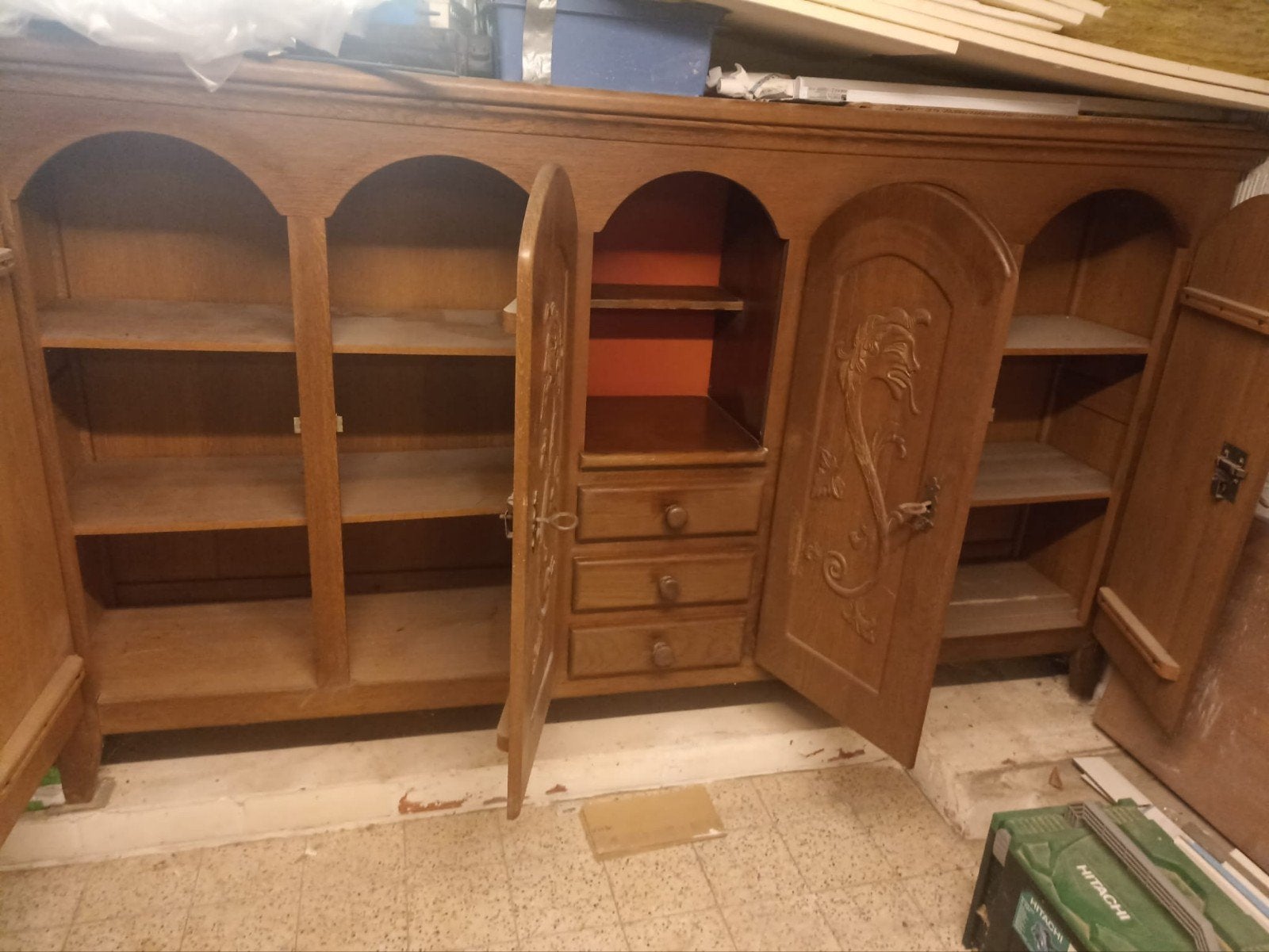 Commode à donner, Maison & Meubles, 25 à 50 cm, 200 cm ou plus, Enlèvement, Utilisé