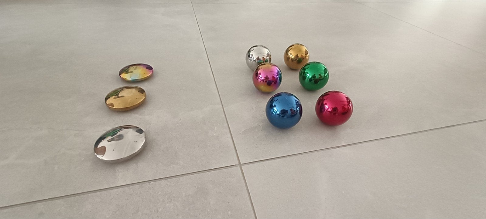 Tickit sensory reflective sound buttons en mystery balls, Kinderen en Baby's, Ophalen