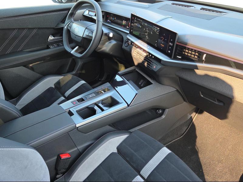 Opel Grandland Ultimate AWD 325pk - Focal - Pano - 360 Camer, Auto's, Opel, Automaat, 241 kW, SUV of Terreinwagen, Zilver of Grijs