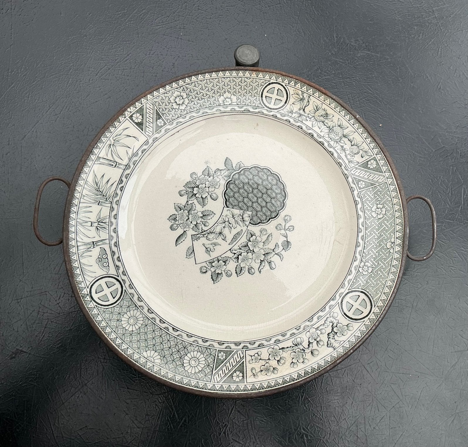 Antiek Warmwaterbord / Japonisme Motief (25 cm), Antiquités & Art, Antiquités | Céramique & Poterie, Enlèvement ou Envoi