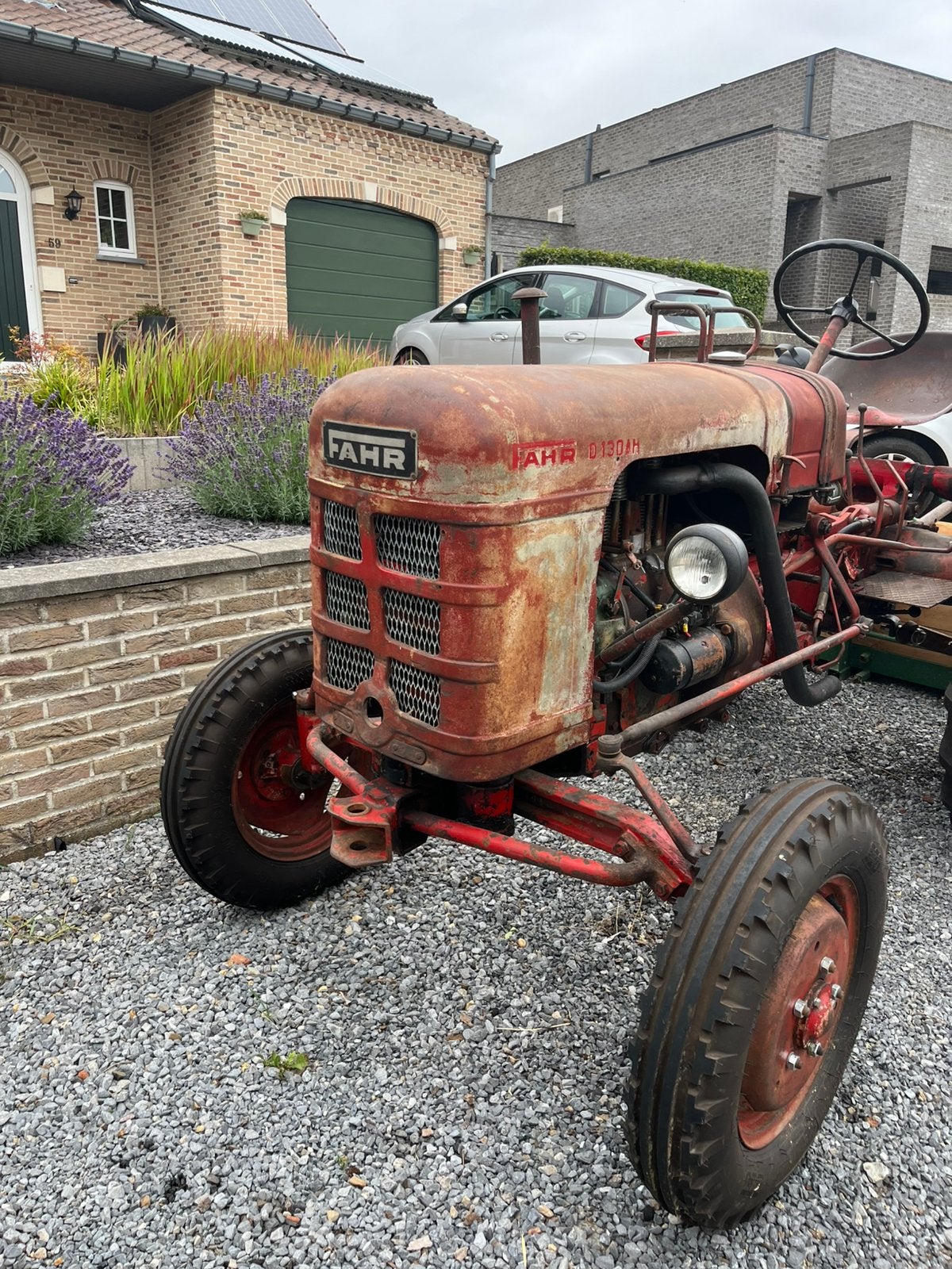Fahr D130AH, Zakelijke goederen, Ophalen