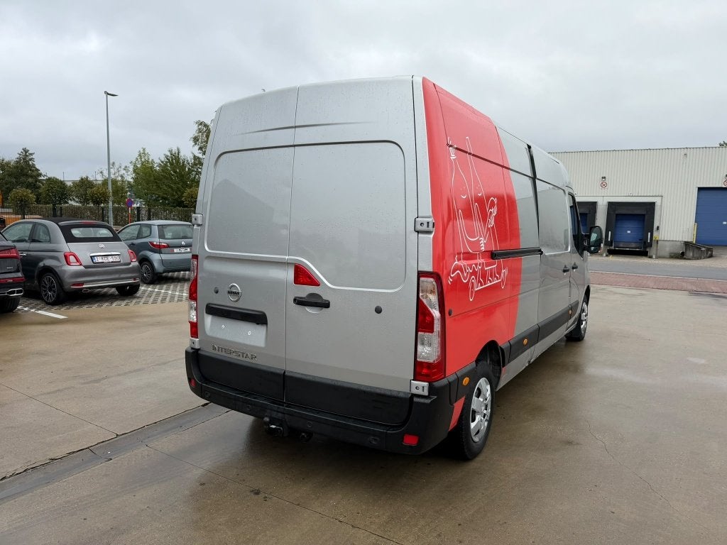 Nissan Interstar (Stock ID 40401) — 11