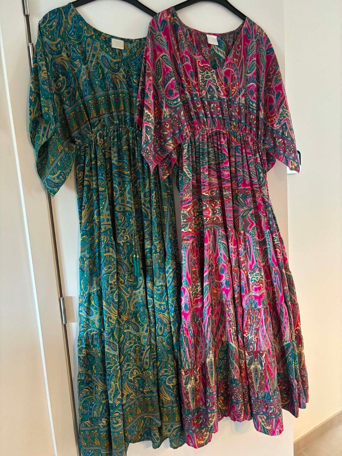 2 belles robes longues, Vêtements | Femmes, Enlèvement