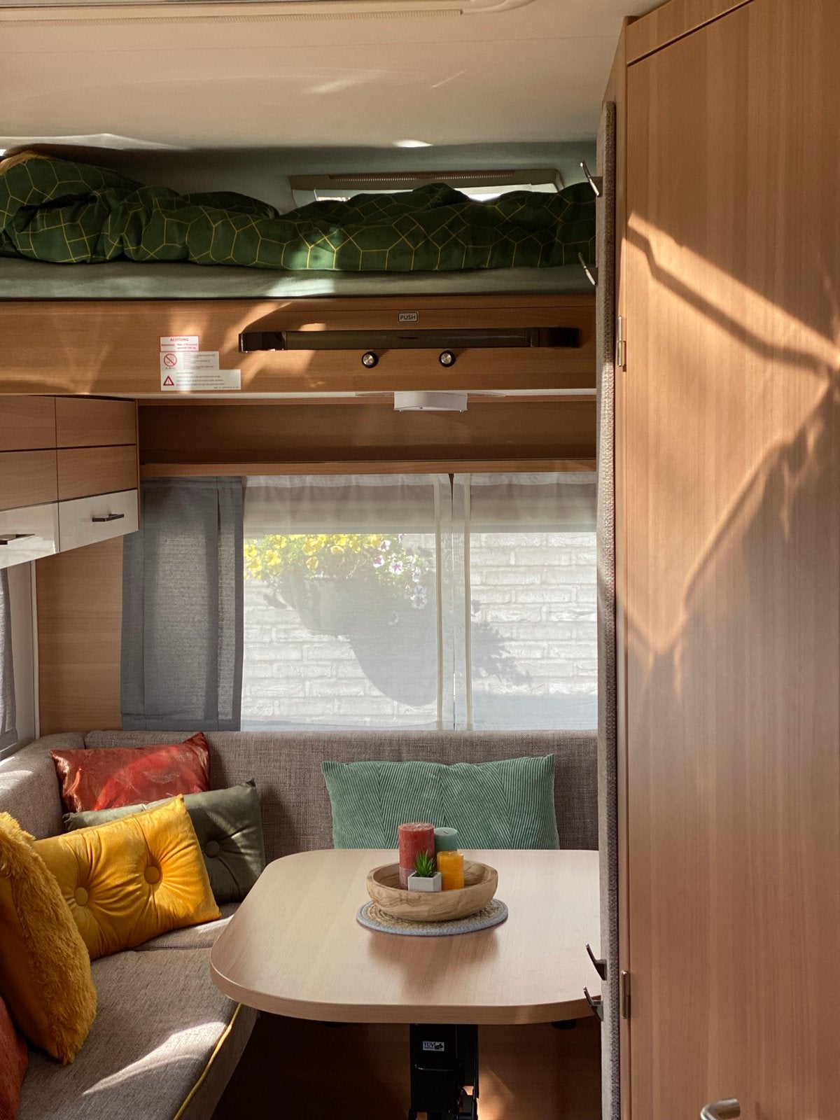 Prachtige caravan LMC 500K Style lift, Stapelbed, Rondzit, Particulier, Meer dan 6