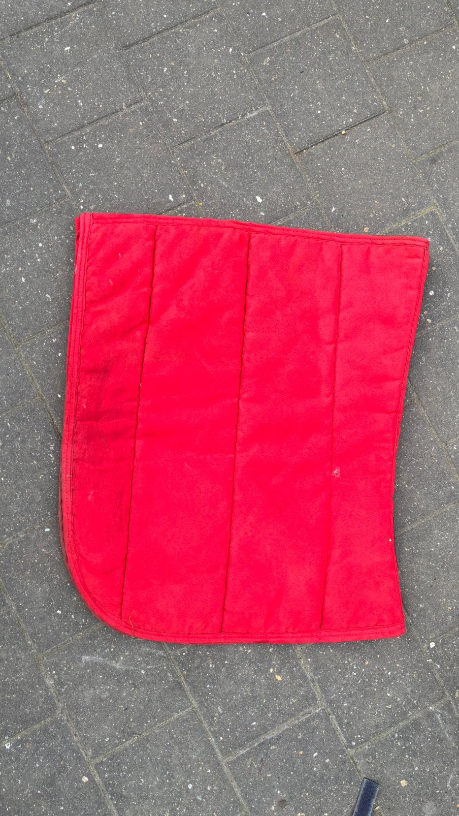 Ponydekje rood, Ophalen, Zo goed als nieuw, Rood