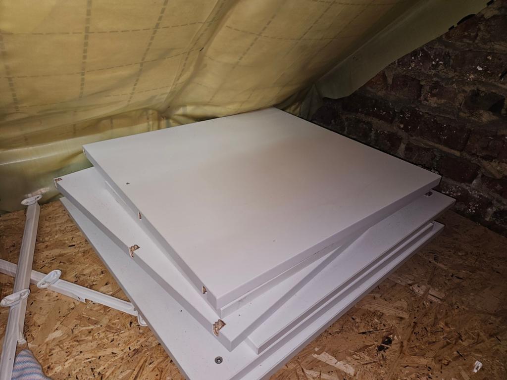 IKEA platsa toebehoren, Enlèvement