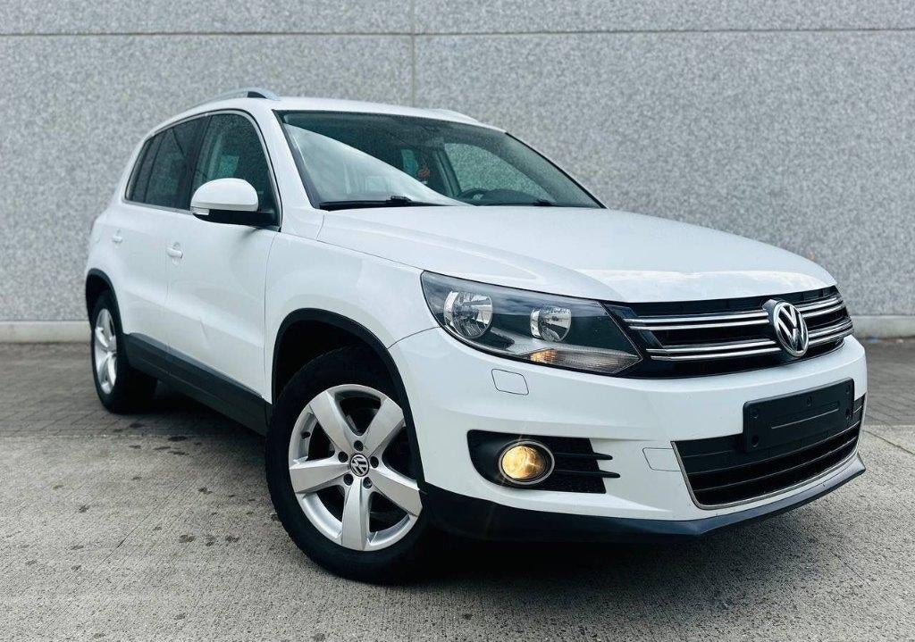 VW Tiguan 1.4 TSI 122PK BMT Sport & Style FULL OPTION!, Euro 5, Zwart, 4 cilinders, Alcantara