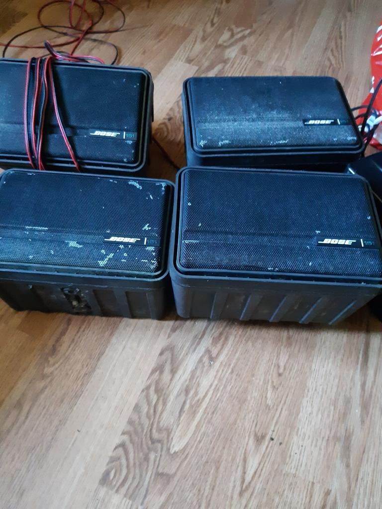 Luidsprekers bose 151 4 x, Audio, Tv en Foto, Luidsprekerboxen, Ophalen, Bose