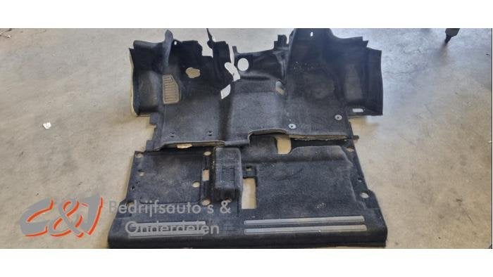 Revêtement sol d'un Ford Tourneo Custom, -, 3 mois de garantie, -, -