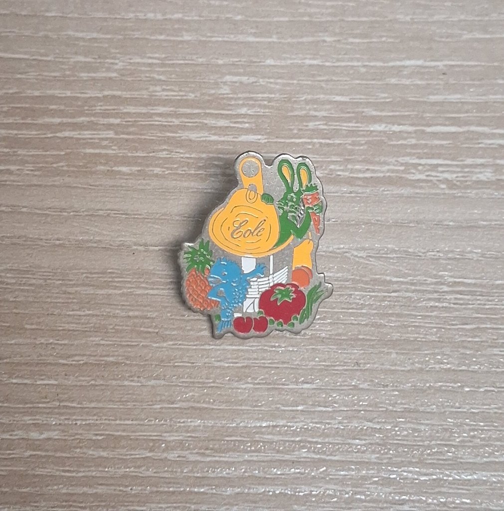PIN - EOLE - GROENTEN - FRUIT, Verzenden, Gebruikt, Overige onderwerpen, Speldje of Pin