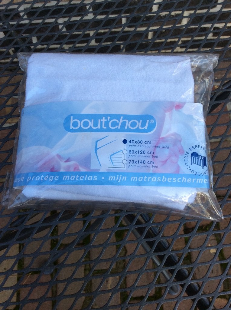 NIEUWE MATRAS BESCHERMER BOUT'CHOU, Ophalen of Verzenden, Nieuw, Wieg, Matrasbeschermer