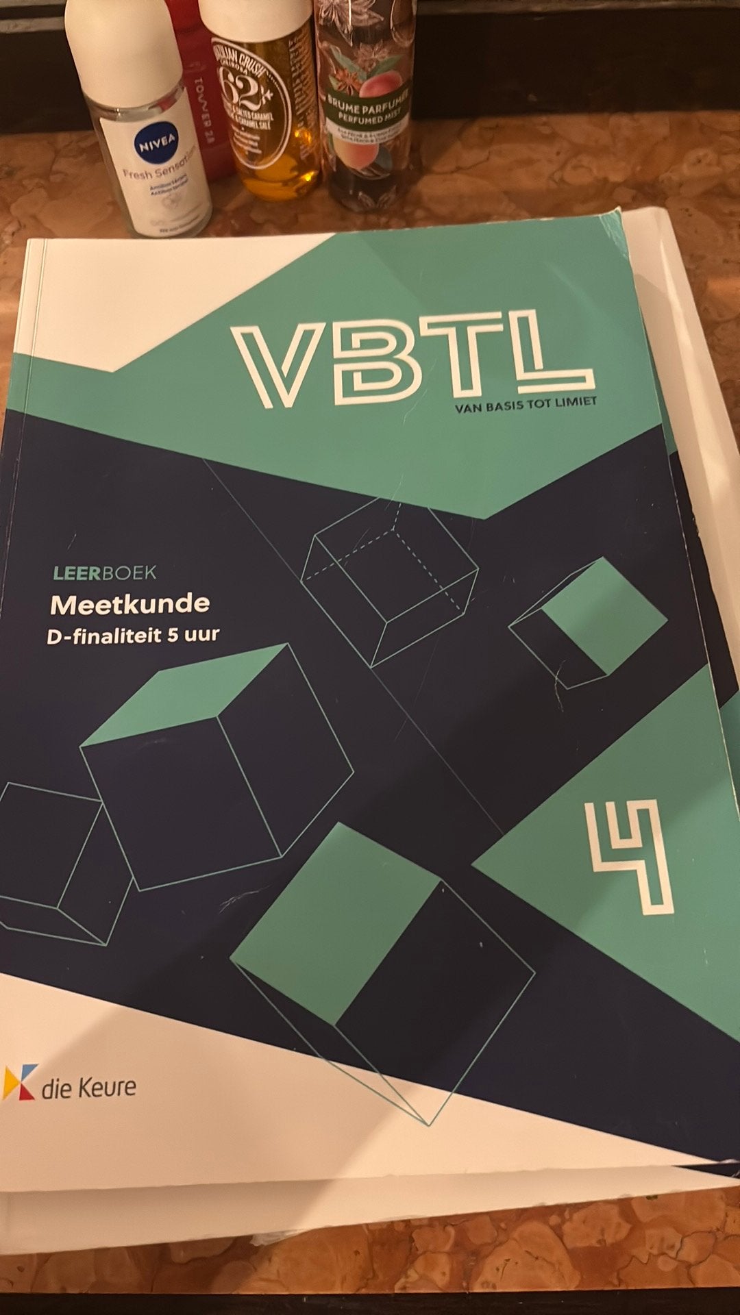 Filip Geeurickx - VBTL 4 - leerboek Meetkunde (D - 5 uur), Boeken, Ophalen of Verzenden, Nederlands, Filip Geeurickx; Roger Van Nieuwenhuyze; Philip Bogaert; Marc...