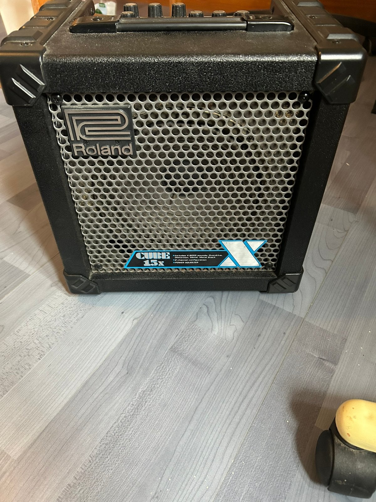 Roland cube 15X gitaar versterker 18W, Muziek en Instrumenten, Versterkers | Bas en Gitaar, Ophalen, Zo goed als nieuw, Gitaar