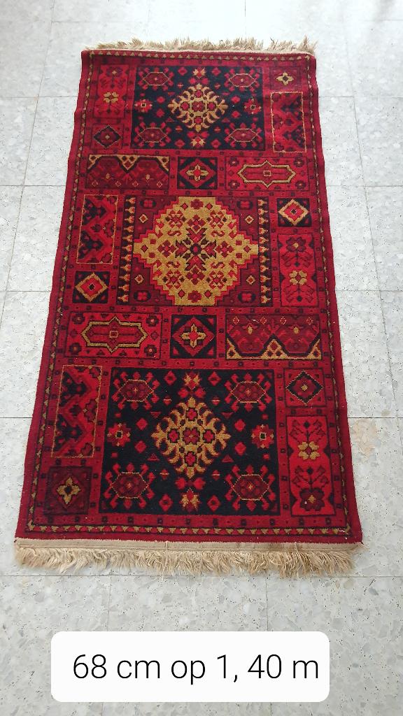 Diplomat in scheerwol, Maison & Meubles, Ameublement | Tapis & Moquettes, Rouge, 100 à 150 cm, Enlèvement, Utilisé