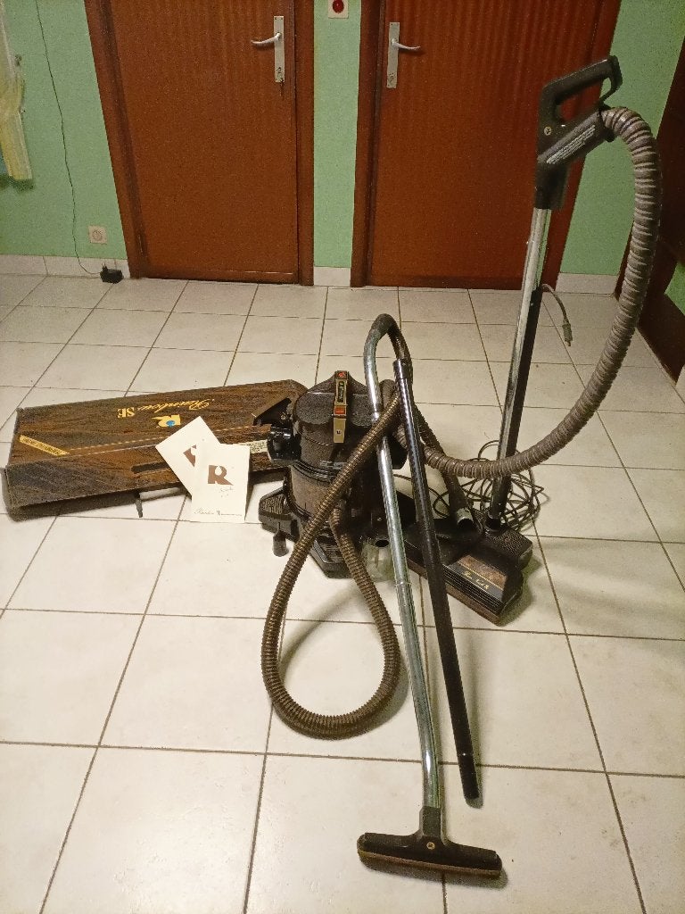 rainbow model D4G, Elektronische apparatuur, Ophalen, Overige merken, Gebruikt, Overige typen