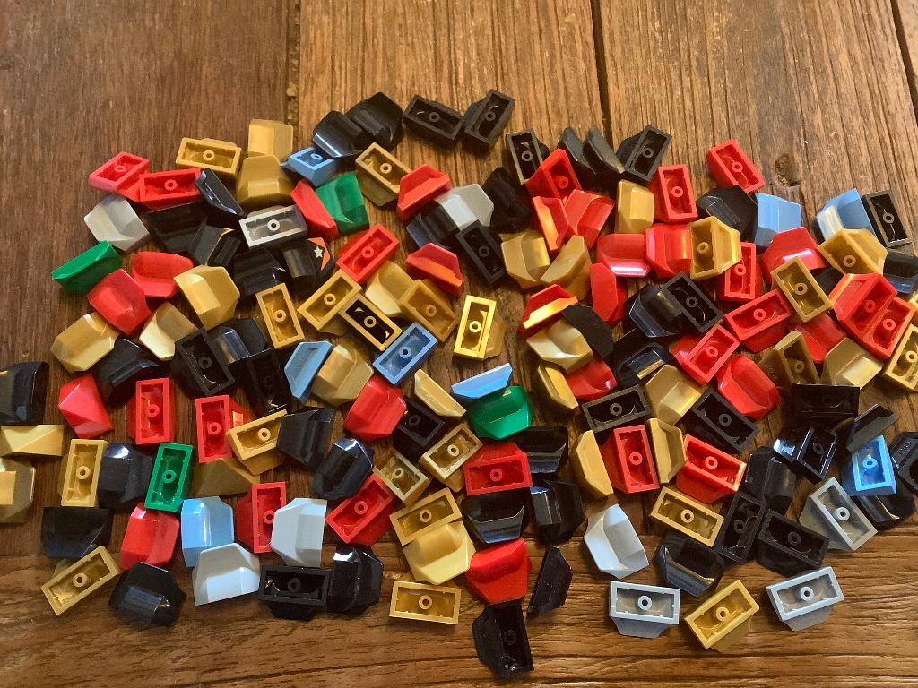 Lego Slope, Curved 1 x 2 x 2/3 Wing End 152 st / 551-7, Kinderen en Baby's, Speelgoed | Duplo en Lego, Ophalen of Verzenden, Zo goed als nieuw