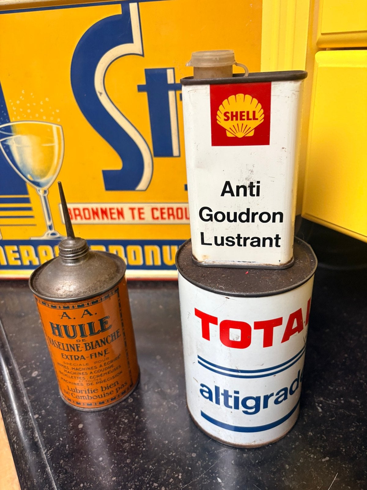 Blikken olie lot. , Shell total  ( ongeopend)  A.A huile, Verzamelen, Ophalen of Verzenden, Zo goed als nieuw