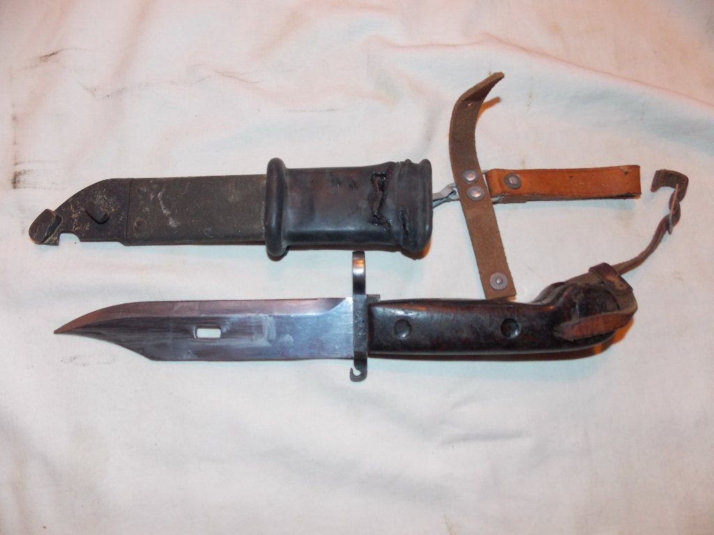 AK47 bajonet (A), Ophalen of Verzenden, Landmacht, Mes of Dolk