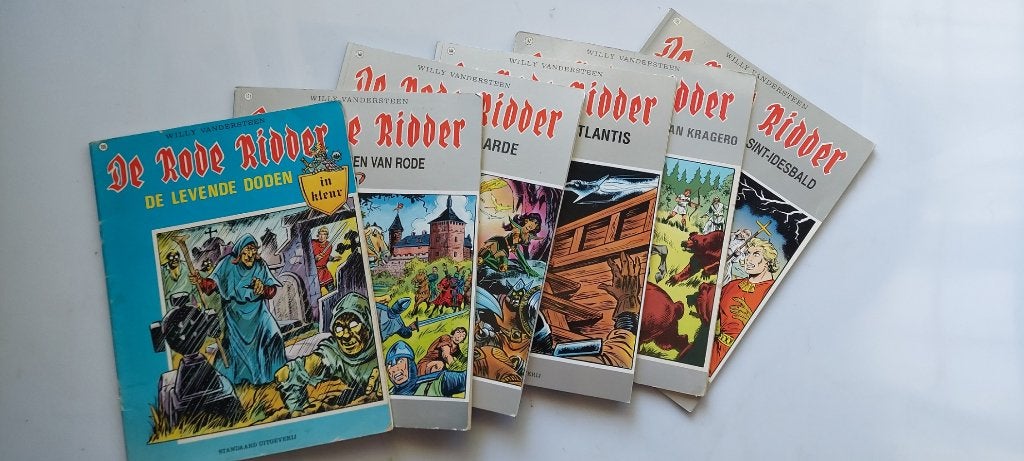 Le package Red Knight comprenant la 1 ÉDITION 106 (1983), Plusieurs BD, Enlèvement ou Envoi, Willy Vandersteen, Comme neuf