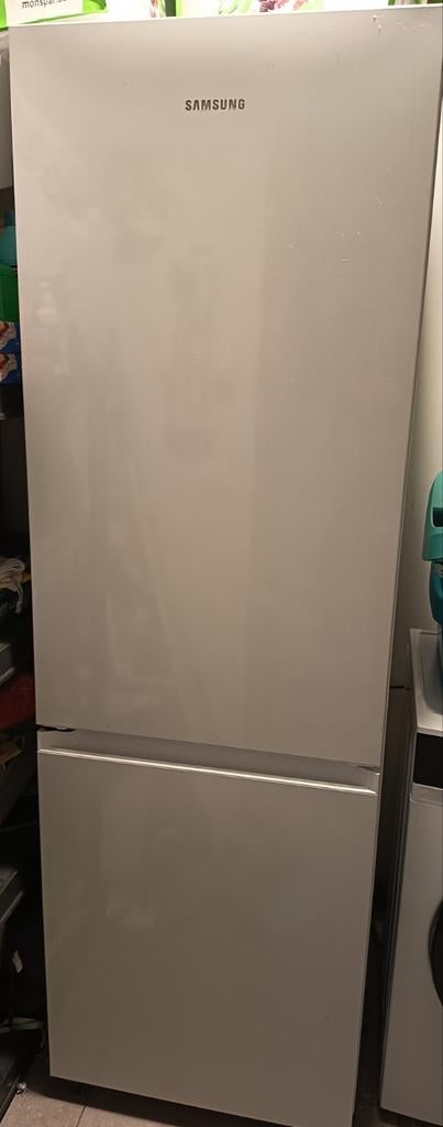 Samsung Combi frigo Diepvries / 6 MAAND OUD-- LAATSTE DAGEN, Elektronische apparatuur, Koelkasten en IJskasten, Ophalen, 200 liter of meer