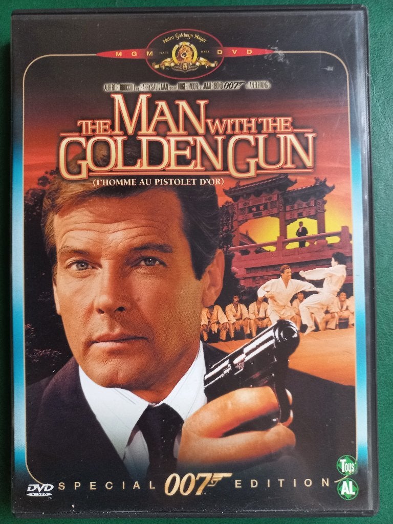 James Bond (007) - L'Homme au pistolet d'or (1974), Action, Enlèvement ou Envoi, Tous les âges, Néerlandais