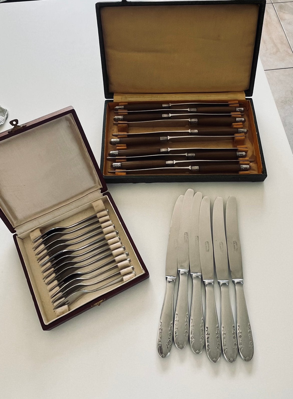 Vintage Couteaux steak, fourchettes, couteaux Solingen, Antiquités & Art, Antiquités | Couverts, Enlèvement ou Envoi