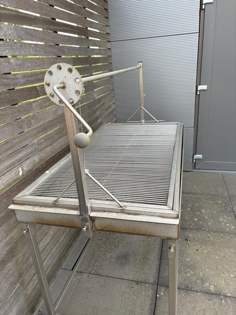 BBQ inox, Enlèvement, Utilisé, Ajustable