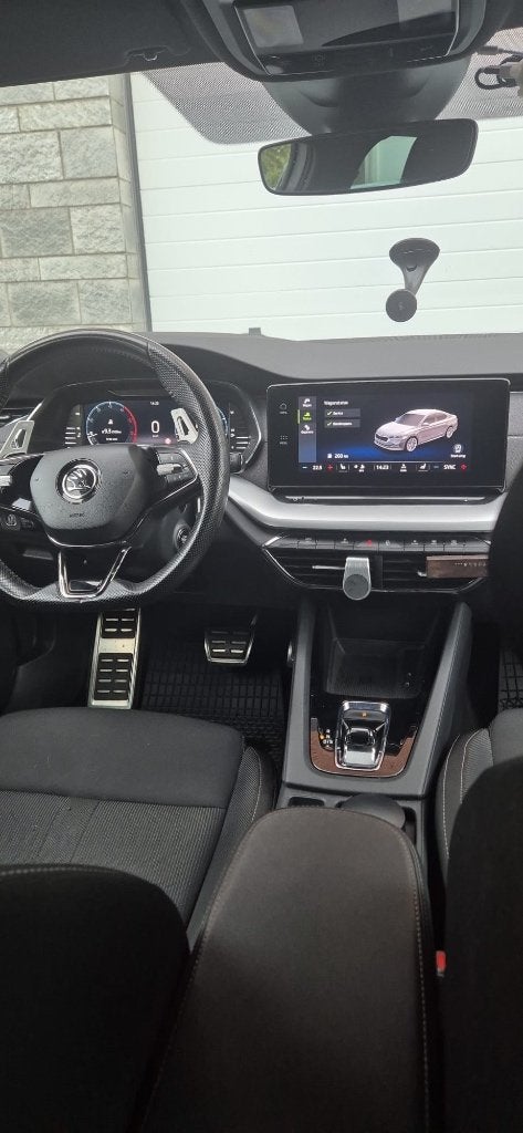 Octavia 2.0 TDi SCR Sportline DSG, Stof, 4 cilinders, Wit, 5 deurs