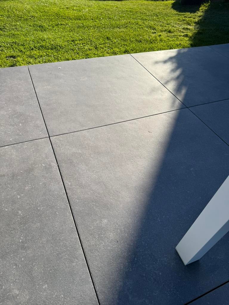 Carrelage sur plot 2cm en 1m sur 1m environ 25m2, Jardin & Terrasse, Enlèvement, Comme neuf