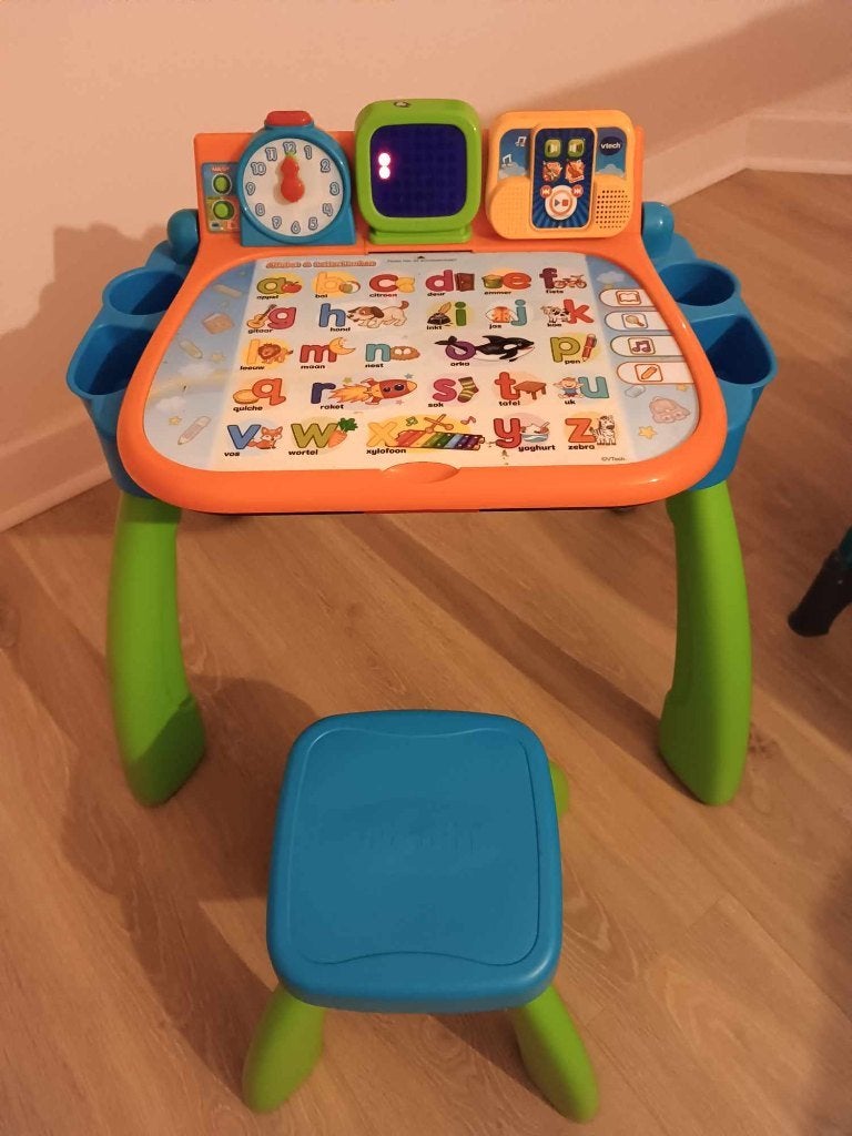 schrijftafel Vtech Nederlandstalige versie, Ophalen, Zo goed als nieuw, 4 tot 6 jaar