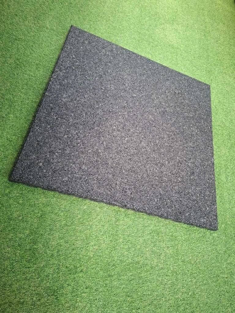 Dalles en caoutchouc pour ecurie / Box chevaux 1mx1mx4cm, Dieren en Toebehoren, Stalling en Weidegang