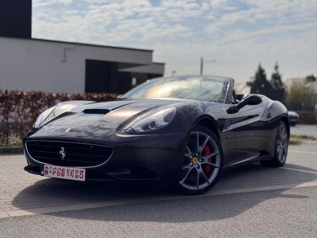 Ferrari California, Auto's, Ferrari, Automaat, Achterwielaandrijving, Zwart, Leder