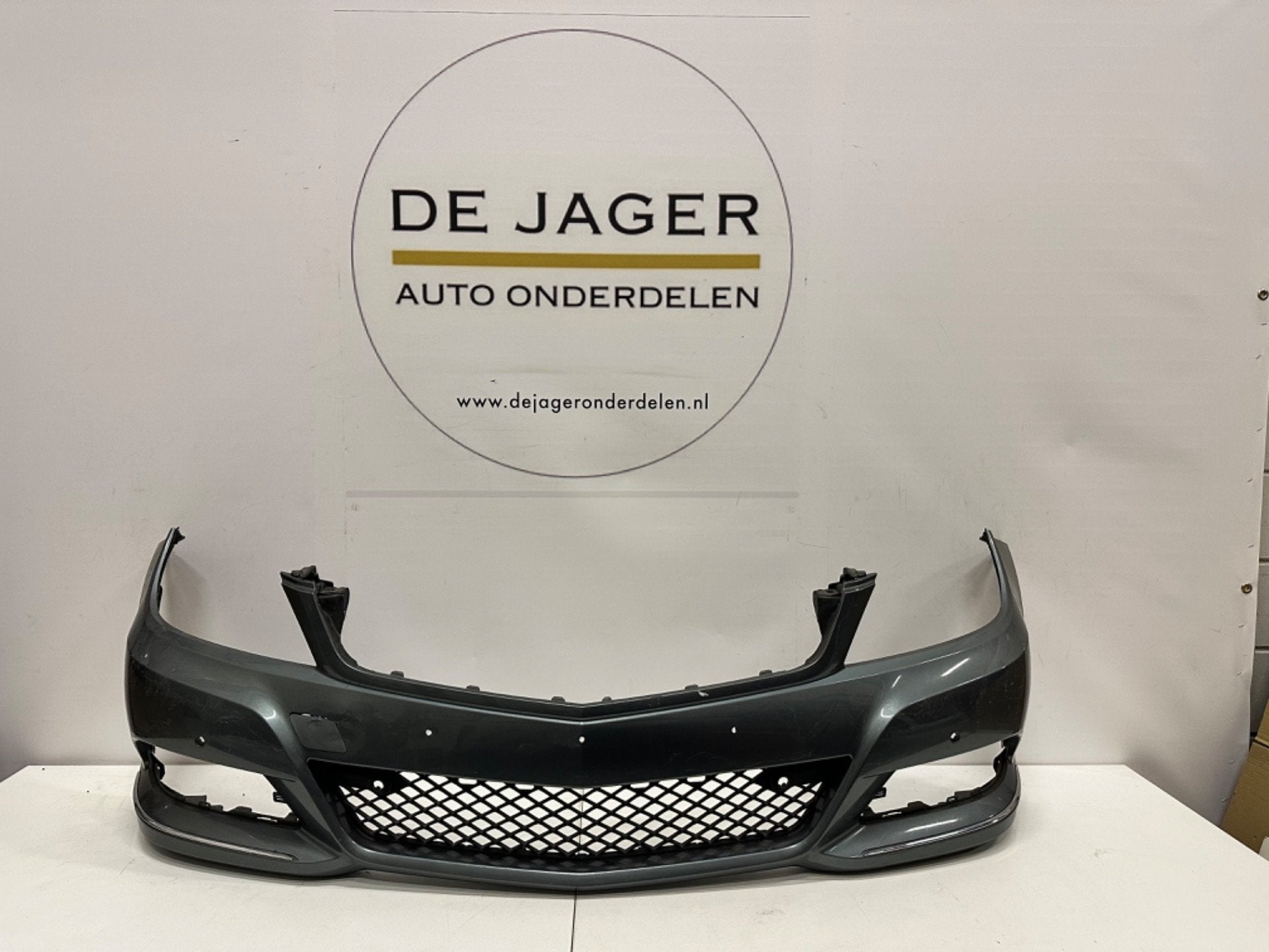 PARE-CHOC AVANT MERCEDES CLASSE C W204 FACELIFT A2048855547, Mercedes-Benz AG, Pare-chocs, Mercedes-Benz, Utilisé