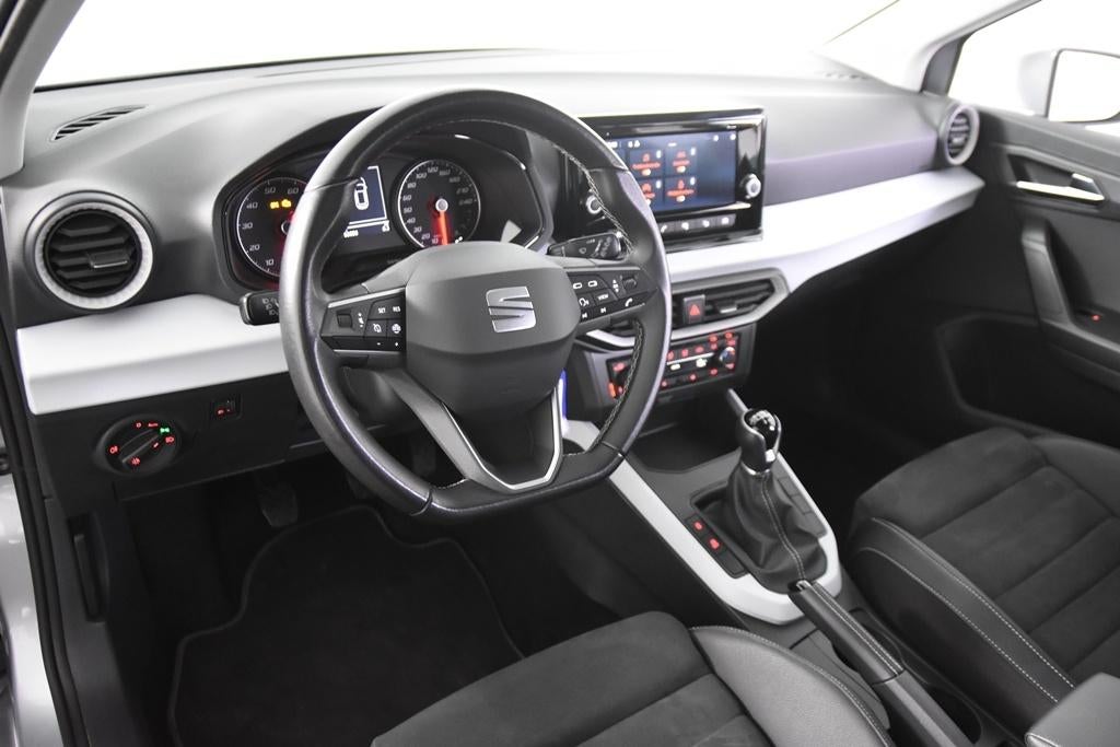 Seat arona 1.0TSi Urban *1ste Eigenaar*Navigatie*, Auto's, Seat, Voorwielaandrijving, 1610 kg, 110 g/km, USB
