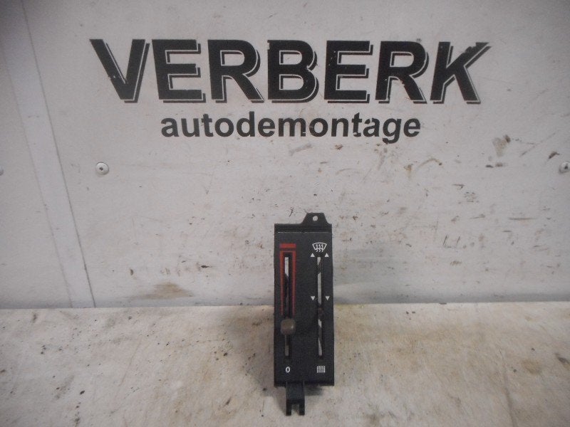 PANNEAU DE COMMANDE RADIATEUR Opel (90069383), Opel, Opel Automobile GmbH, Utilisé, Kontakt-opel@opel.com